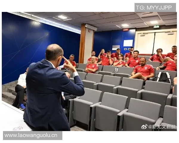 哈姆西克回忆曾差点加盟米兰阿莱格里执教尤文时也对我有兴趣 哈姆西克回忆曾差点加盟米兰阿莱格里执教尤文时也对我有兴趣