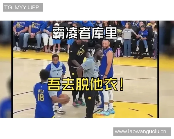 布朗尼被包夹失误库里反击背传希尔德意外失球引发争议 布朗尼被包夹失误库里反击背传希尔德意外失球引发争议