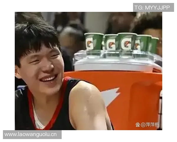 杨瀚森分享与利拉德的交流经历收获宝贵经验与大哥的悉心指导 杨瀚森分享与利拉德的交流经历收获宝贵经验与大哥的悉心指导