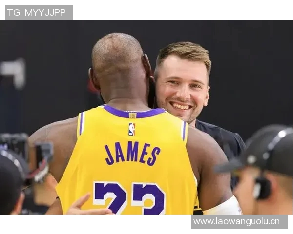 雷迪克透露东契奇与詹姆斯今日专注个人技术训练无健康隐患