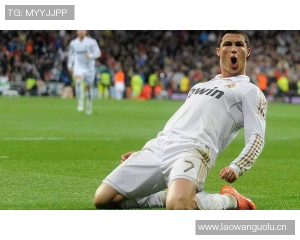 C罗谈激励源泉称詹姆斯与我同龄但我头发更多