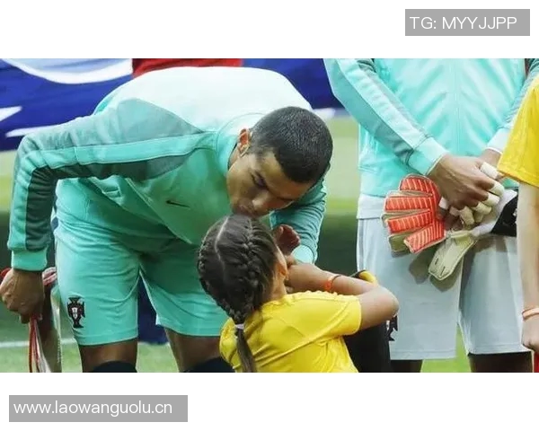 从球童到绝平英雄索博与C罗的时光交错之旅