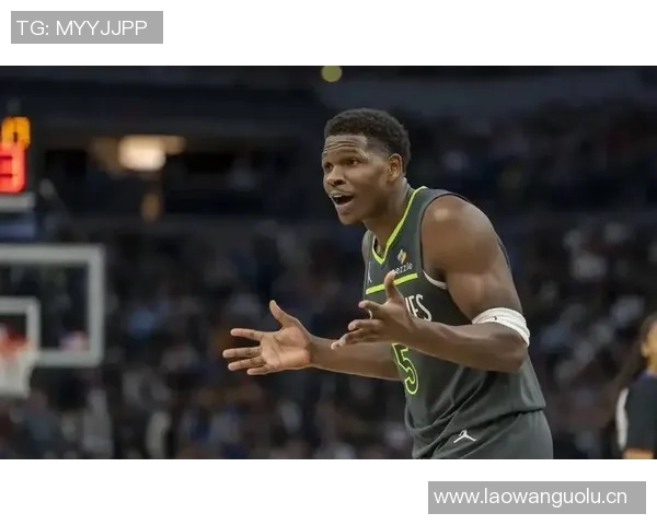 爱德华兹透露关注海兰德三年预言他注定成足球明星