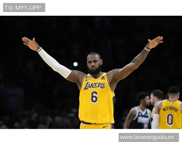 詹姆斯赛季首秀后身体状态良好期待恢复健康重返巅峰