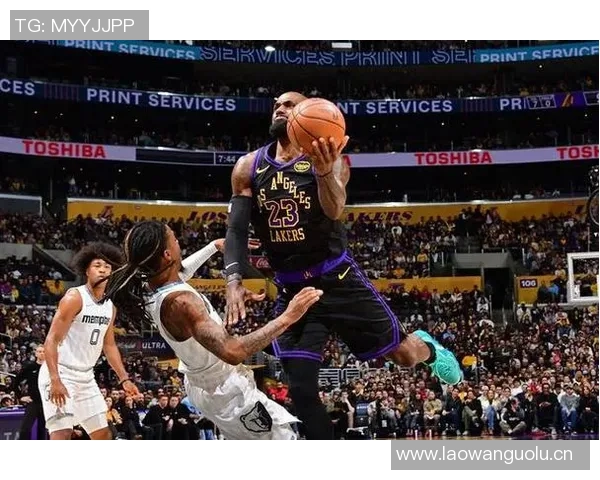 湖人本赛季关键时刻净效率排名第一胜率100超越雷霆成联盟领头羊