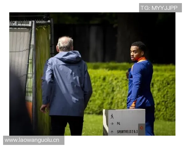 费耶诺德向奈梅亨中场佐野航大发起正式报价以替代昆腾廷伯